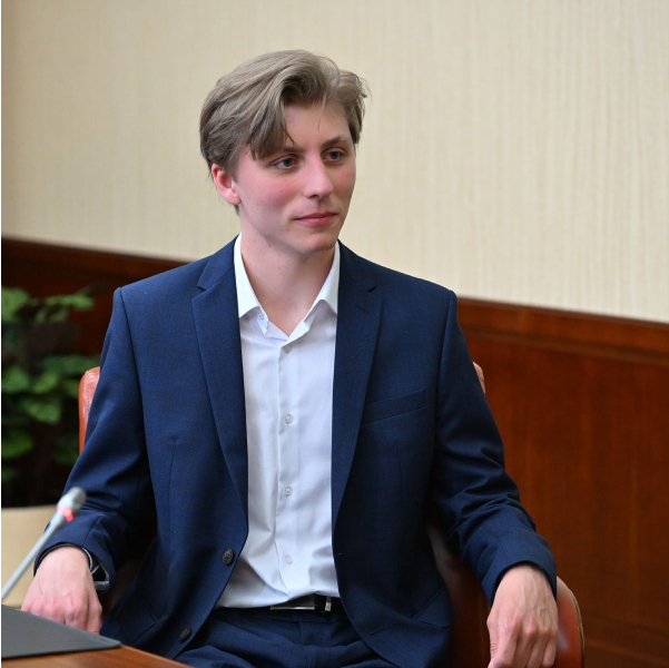 Дмитрий Куликов