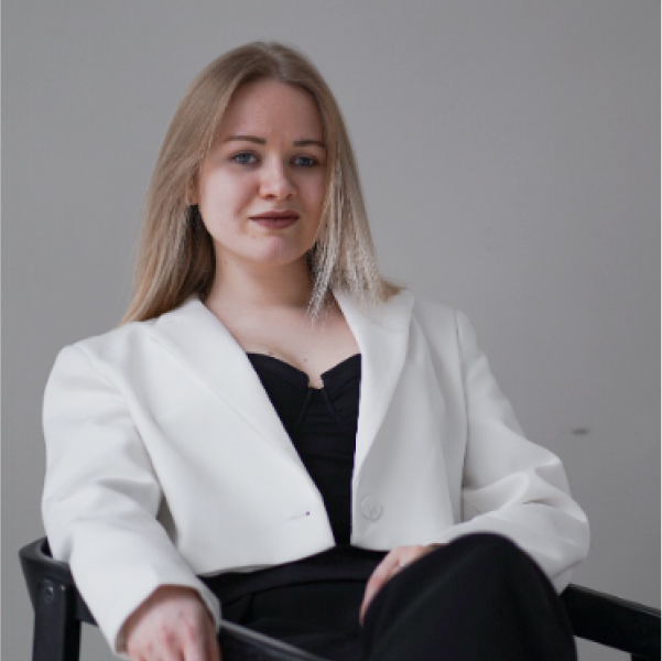 Юлия Коробейникова